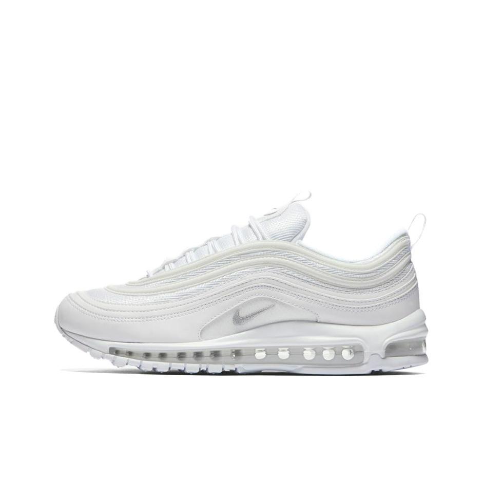 Nike Air Max 97 921826-101 Мужские размеры EU 41 белый
Nike Air Max 97 921826-101 Мужские размеры EU 41 белый