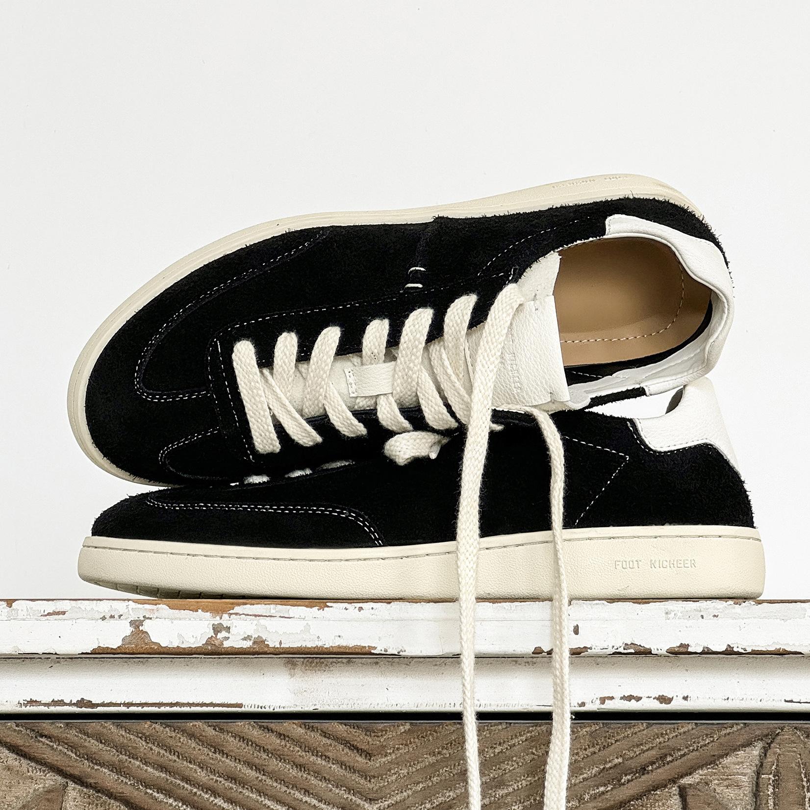 2025 new anti-fur minimalist board shoes platform German training shoes men and women with the same versatile casual and comfortable German training s 44 чорний
2025 new anti-fur minimalist board shoes platform German training shoes men and women with the same versatile casual and comfortable German training s 44 чорний
