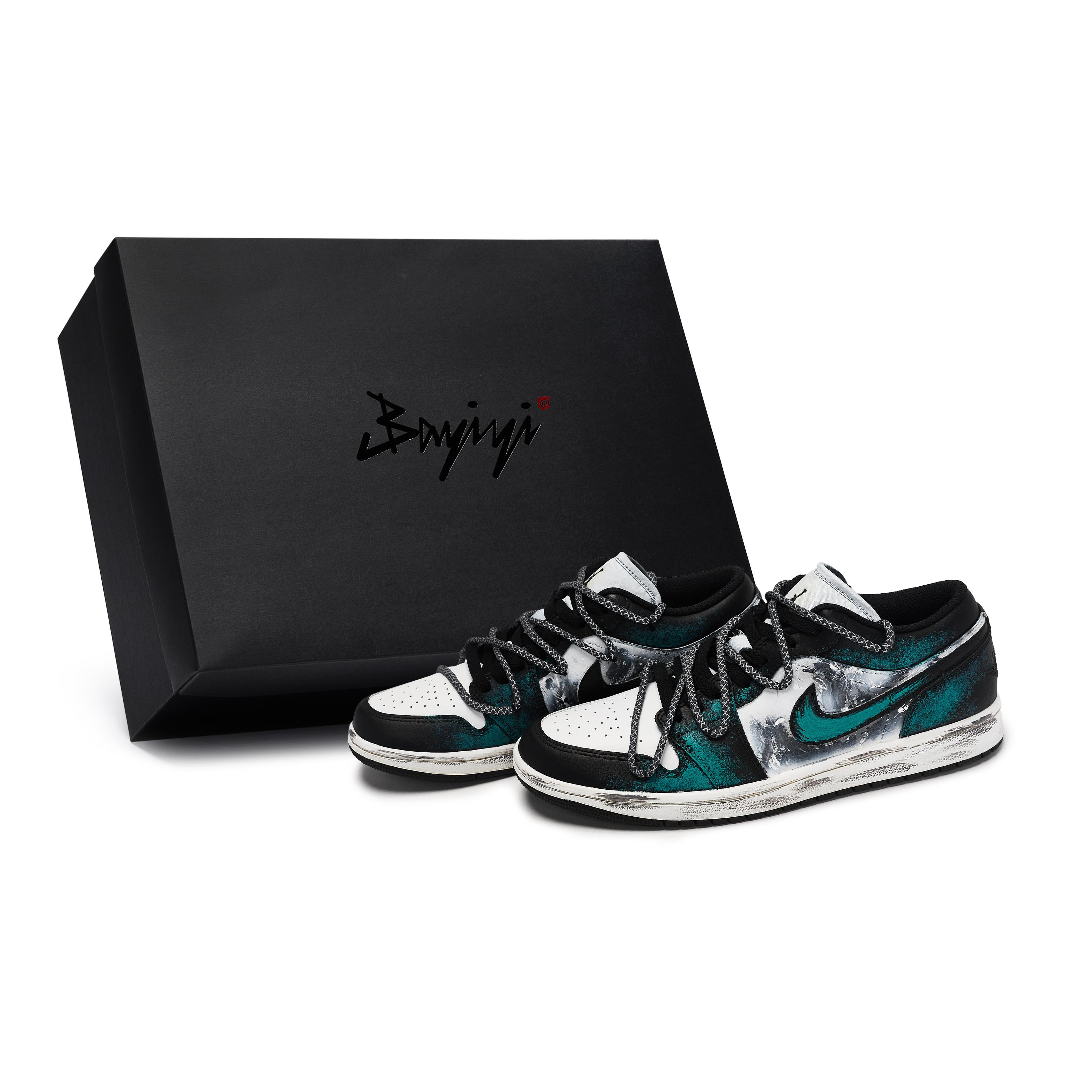 Jordan Air Jordan 1 811 Manufacturing, Forest Ink Shadow, Special Shoe Box Low top Vintage Basketball Shoes Unisex DC0774-101(Team80-SBOX) 38
Jordan Air Jordan 1 811 Manufacturing, Forest Ink Shadow, Special Shoe Box Low top Vintage Basketball Shoes Unisex DC0774-101(Team80-SBOX) 38