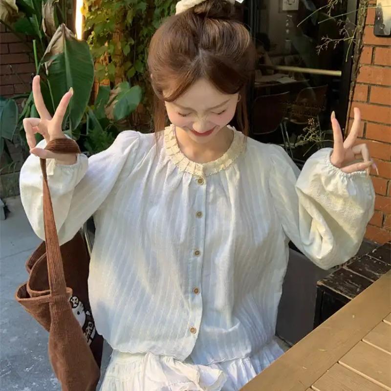 Spring and Autumn French Sweet Lace Striped Round Neck Long Sleeve Shirt Women s College Style Loose Chic Shirt Top S синий
Spring and Autumn French Sweet Lace Striped Round Neck Long Sleeve Shirt Women s College Style Loose Chic Shirt Top S синий