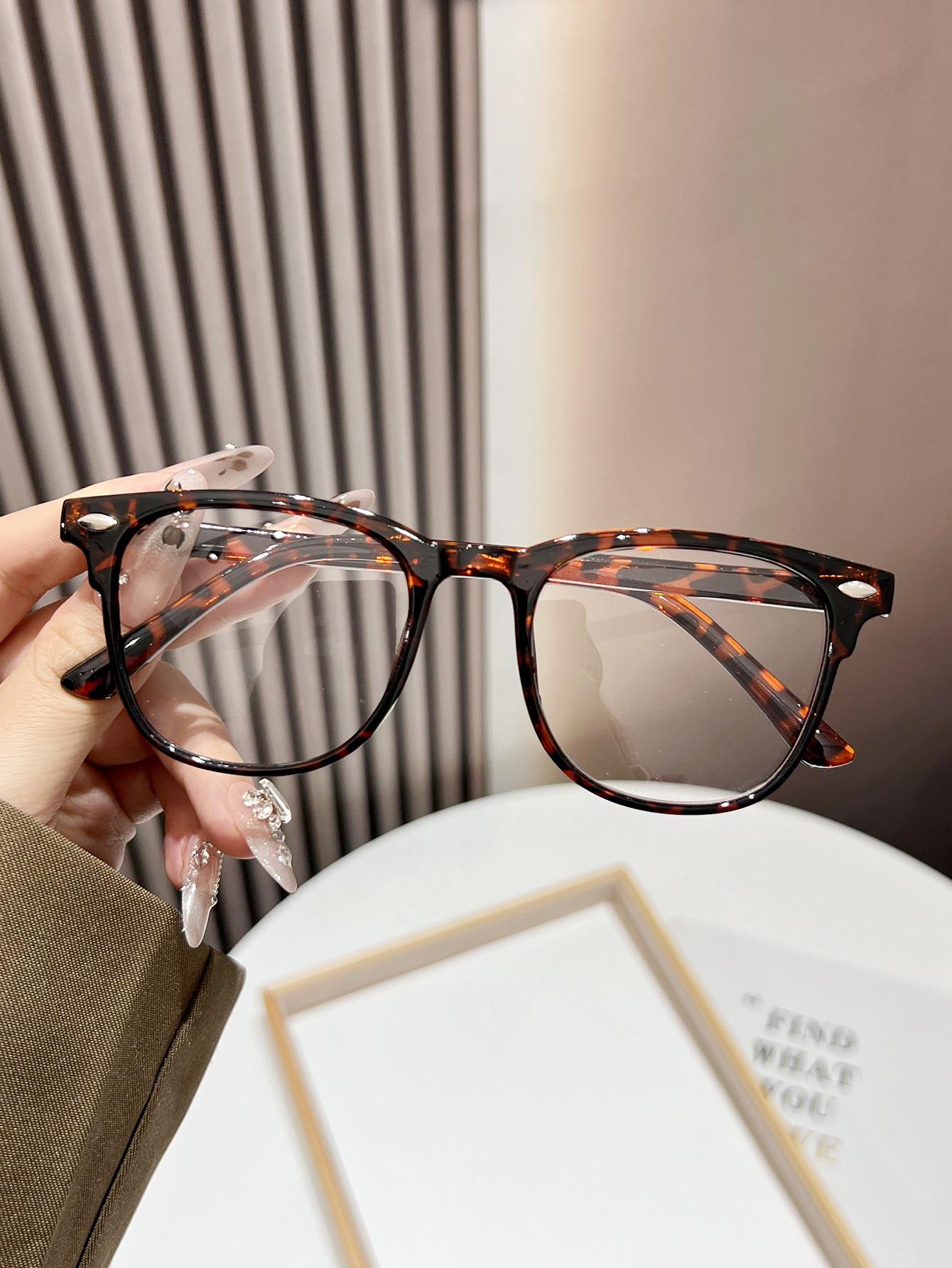 1Pc Simple and Stylish Square Glasses with Transparent Lenses, Suitable for Daily Decoration, Reading, Office Work, and Studying
1Pc Simple and Stylish Square Glasses with Transparent Lenses, Suitable for Daily Decoration, Reading, Office Work, and Studying