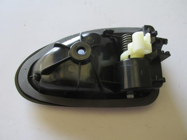 For Renault Megane 1 1999 2002 Front Door Interior Opening Handle Left Black 8200028994
For Renault Megane 1 1999 2002 Front Door Interior Opening Handle Left Black 8200028994