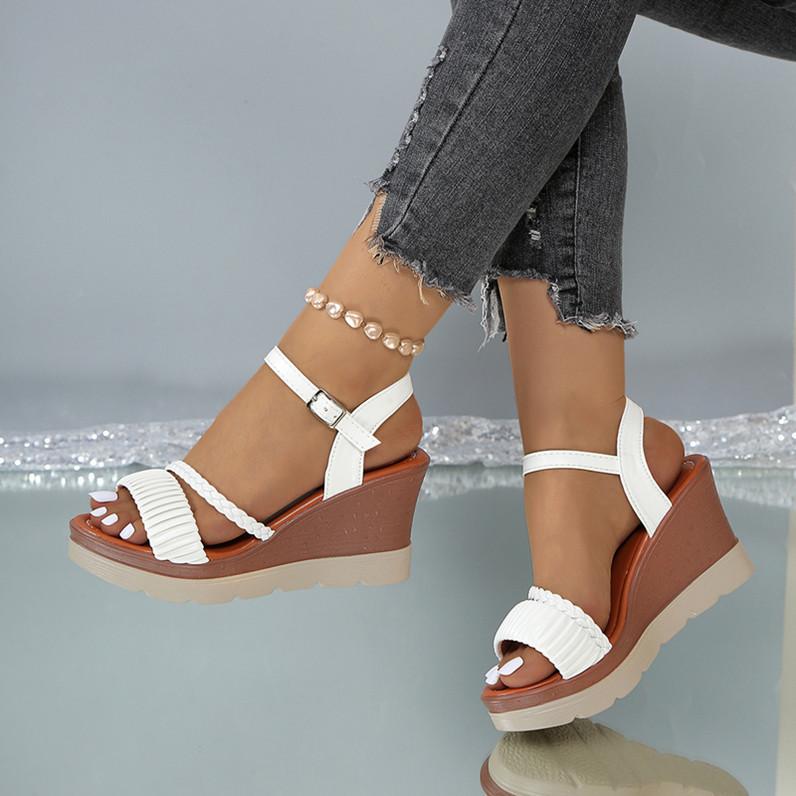 Independent Station Slope Heel Sandals Women s Large Size Summer New Muffin Platform Sole Folds Buckle Sandals Women 35
Independent Station Slope Heel Sandals Women s Large Size Summer New Muffin Platform Sole Folds Buckle Sandals Women 35