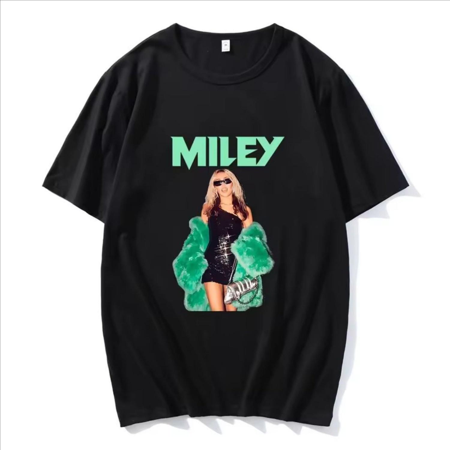 Miley Cyrus T-shirt Short Sleeve Summer Tee-shirt Casual Singer Graphic Printing Tshirts Hip Hop Streetwear Women Men Tee S чёрный
Miley Cyrus T-shirt Short Sleeve Summer Tee-shirt Casual Singer Graphic Printing Tshirts Hip Hop Streetwear Women Men Tee S чёрный