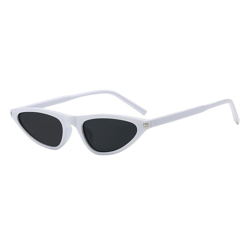 Retro Small Cat Eye Sun Glasses Women Men Rivets Shades Fashion Eyewear Luxury Sun Glasses UV400 Oculus Female Gafas as picture
Retro Small Cat Eye Sun Glasses Women Men Rivets Shades Fashion Eyewear Luxury Sun Glasses UV400 Oculus Female Gafas as picture