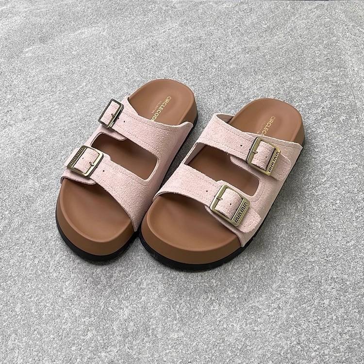 Gu Yunshu Leather platform Birkenstock slippers women s outerwear 2025 spring and summer new belt buckle one-word drag versatile sandals 35
Gu Yunshu Leather platform Birkenstock slippers women s outerwear 2025 spring and summer new belt buckle one-word drag versatile sandals 35