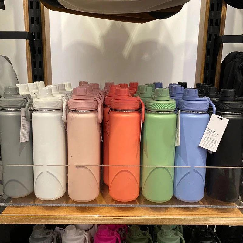24oz Stainless Steel Lulu Insulated Water Cup Sports Water Bottles Pure Titanium Vacuum Portable Leak proof Outdoor Travel 710ml рожевий
24oz Stainless Steel Lulu Insulated Water Cup Sports Water Bottles Pure Titanium Vacuum Portable Leak proof Outdoor Travel 710ml рожевий