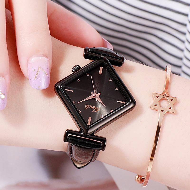 Fashion Creative Rhombus Watch Women S Niche High-End Belt Quartz Watch
Fashion Creative Rhombus Watch Women S Niche High-End Belt Quartz Watch