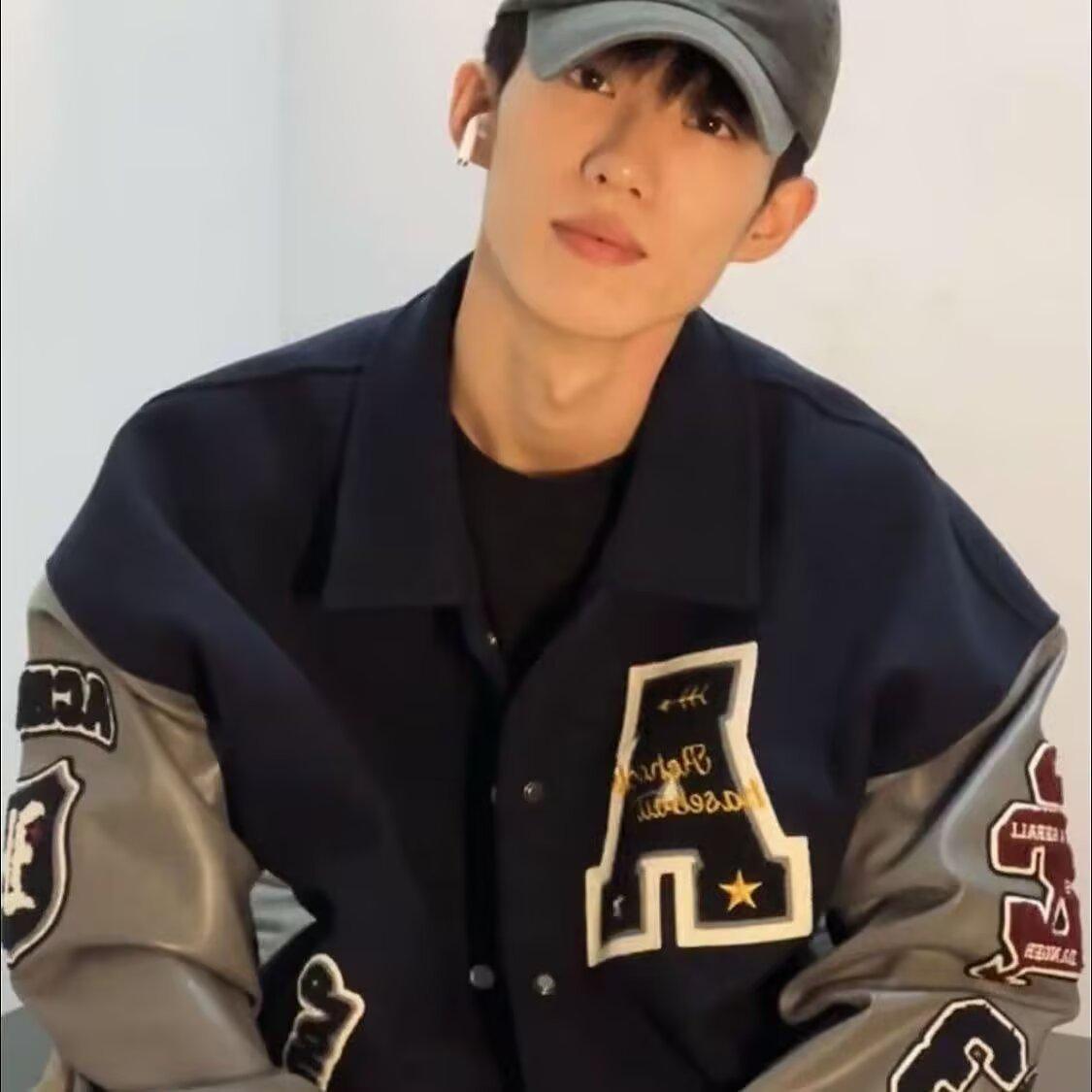 Унисекс Ретро Вышитая Куртка со Стойкой Воротником - Модная, Универсальная, Свободного Кроя в Бейсбольном Стиле 2XL темно-синий
Унисекс Ретро Вышитая Куртка со Стойкой Воротником - Модная, Универсальная, Свободного Кроя в Бейсбольном Стиле 2XL темно-синий