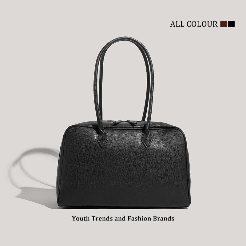 Bag New Autumn and Winter Premium Niche Design Shoulder Bag Portable Boston Bag Large Capacity Tote Bag
Bag New Autumn and Winter Premium Niche Design Shoulder Bag Portable Boston Bag Large Capacity Tote Bag