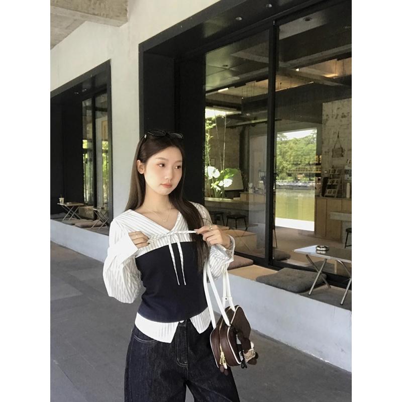Simple V-Neck Faux Two-Piece Long-Sleeve Women Stripe Shirt New Spring Autumn Fashion Slimming Top Blouse For Girls XL темно-синього кольору
Simple V-Neck Faux Two-Piece Long-Sleeve Women Stripe Shirt New Spring Autumn Fashion Slimming Top Blouse For Girls XL темно-синього кольору