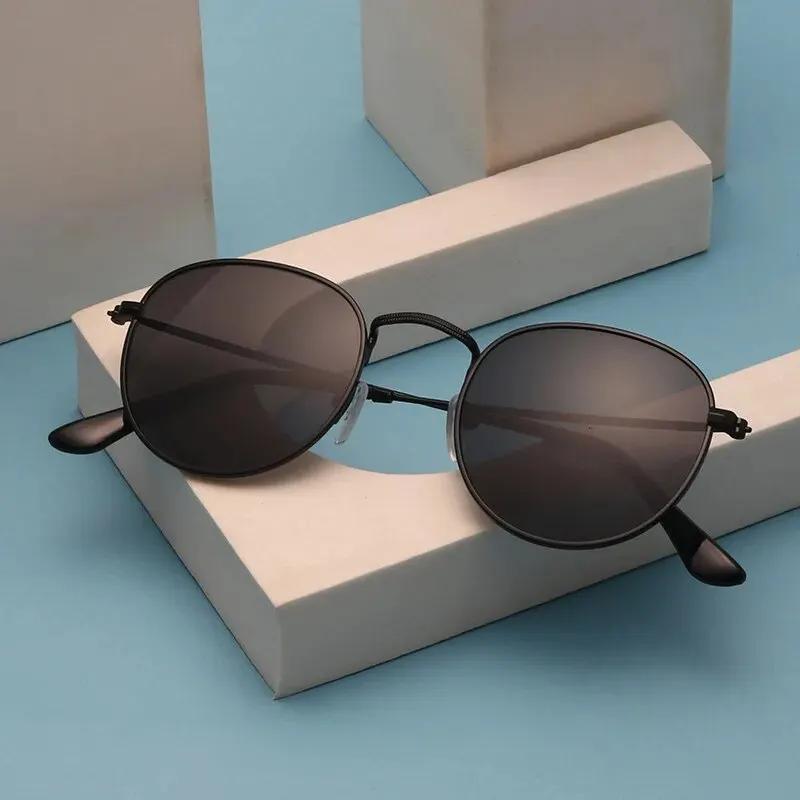 2024 New Classic Small Vintage Frame Round Retro Frame Is Suitable for Women s Sunglasses with No Makeup and Small Face UV400
2024 New Classic Small Vintage Frame Round Retro Frame Is Suitable for Women s Sunglasses with No Makeup and Small Face UV400