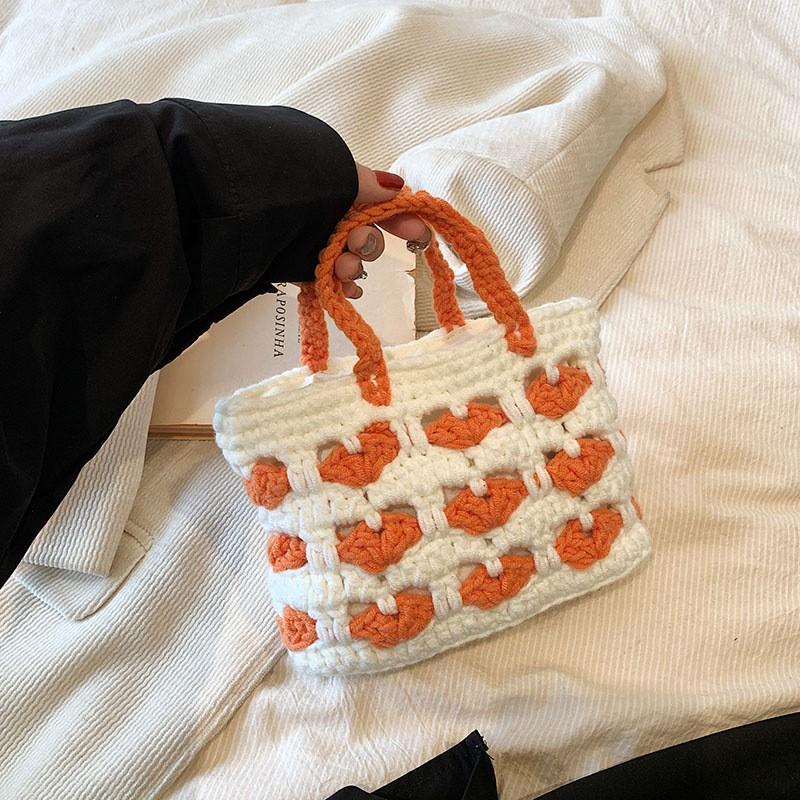 Internet Celebrity Wool Crocheted Bag Female Korean Cute Contrasting Color Portable Square Ins Style Hand-knitted Finished Product помаранчевий
Internet Celebrity Wool Crocheted Bag Female Korean Cute Contrasting Color Portable Square Ins Style Hand-knitted Finished Product помаранчевий