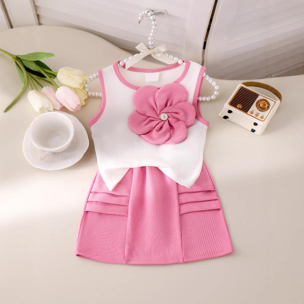 Children s Set Summer Girls Suit with Sweet Flowers, Sleeveless Top and Short Skirt 7Y рожевий
Children s Set Summer Girls Suit with Sweet Flowers, Sleeveless Top and Short Skirt 7Y рожевий
