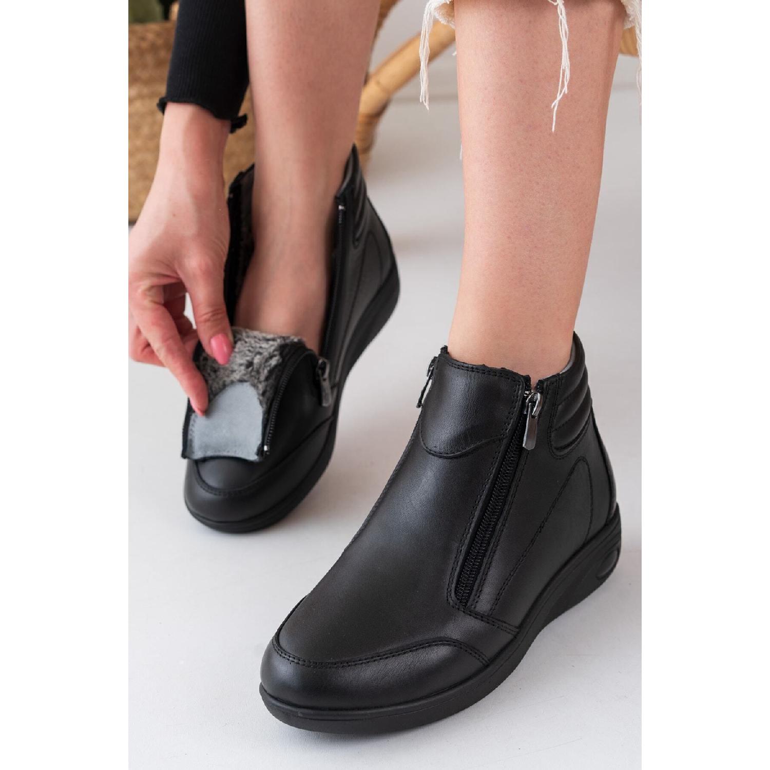 Genuine Leather Full Ortapedik Special Based Fur Fur Cold Air Resistant Rubber Base Mother Bot 37 чорний
Genuine Leather Full Ortapedik Special Based Fur Fur Cold Air Resistant Rubber Base Mother Bot 37 чорний