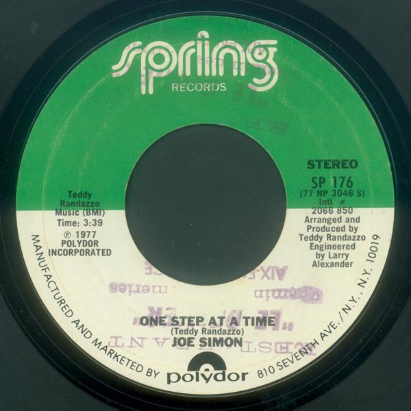 7inch Record JOE SIMON - One Step At A Time / A Trace Of You SP176 Spring Records 1977 US Soul/Funk Used
7inch Record JOE SIMON - One Step At A Time / A Trace Of You SP176 Spring Records 1977 US Soul/Funk Used