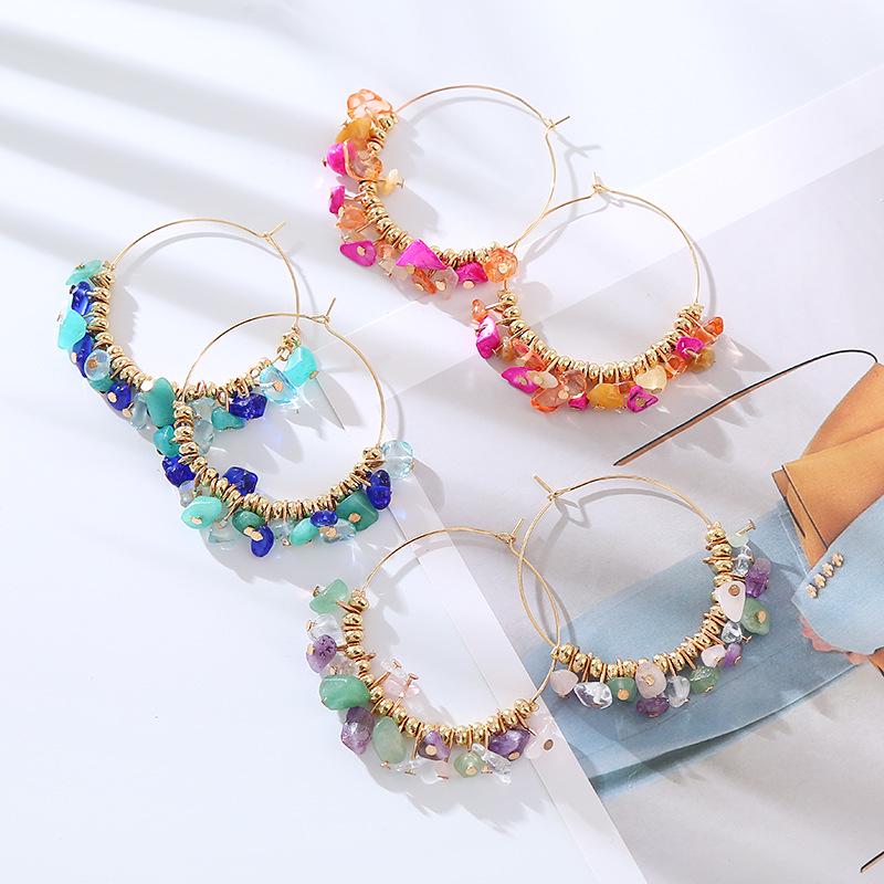 Bohemian Geometric Resin Hoop Earrings for Women - Holiday Style with Irregular Stone Design
Bohemian Geometric Resin Hoop Earrings for Women - Holiday Style with Irregular Stone Design
