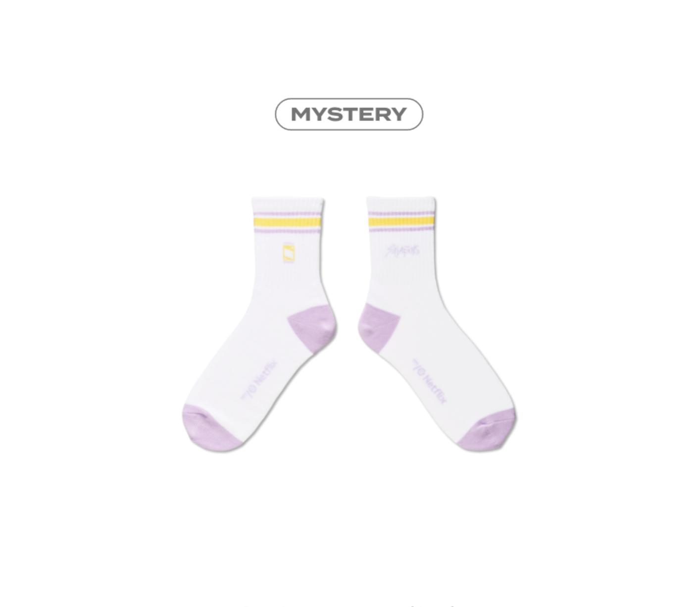 Netflix K-pop Охотники на демонов Официальный мерч ГАЗИРОВКА SAJABOYS НОСКИ Socks MYSTERY
Netflix K-pop Охотники на демонов Официальный мерч ГАЗИРОВКА SAJABOYS НОСКИ Socks MYSTERY