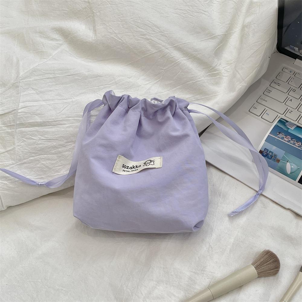 Портативна сумка для зберігання на шнурках Однотонна косметичка Нова кишенькова гігієнічна серветка Дорожня фіолетовий
Портативна сумка для зберігання на шнурках Однотонна косметичка Нова кишенькова гігієнічна серветка Дорожня фіолетовий