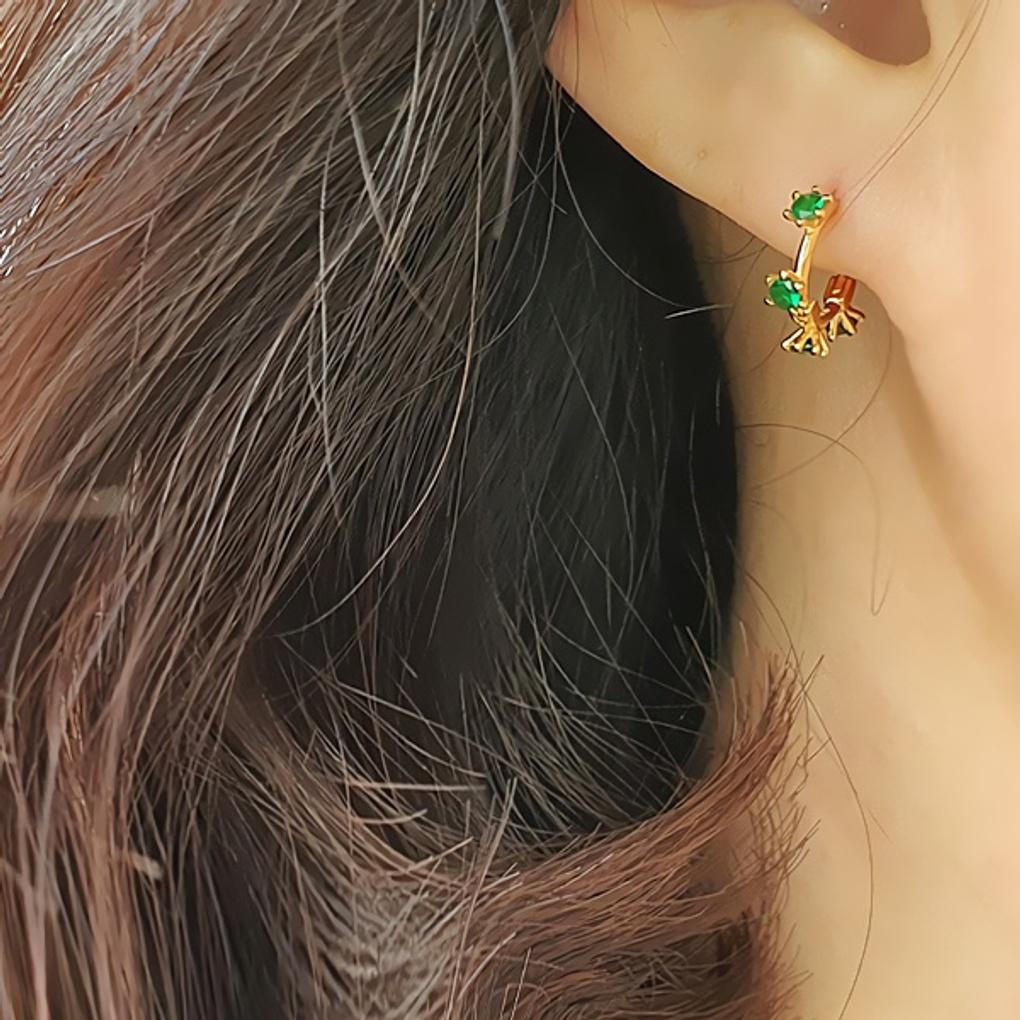 Women s 925 Silver 18K Plated Silver Sea Urchin Earrings Silver Green
Women s 925 Silver 18K Plated Silver Sea Urchin Earrings Silver Green