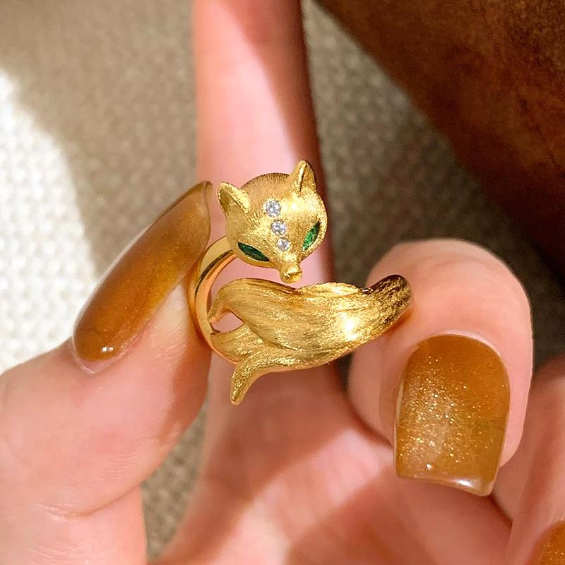 New in Trendy Dazzling Spirit Inlaid green diamonds Fox rings for women Light Luxury Exquisite Ring Party Wedding resizable золотий
New in Trendy Dazzling Spirit Inlaid green diamonds Fox rings for women Light Luxury Exquisite Ring Party Wedding resizable золотий