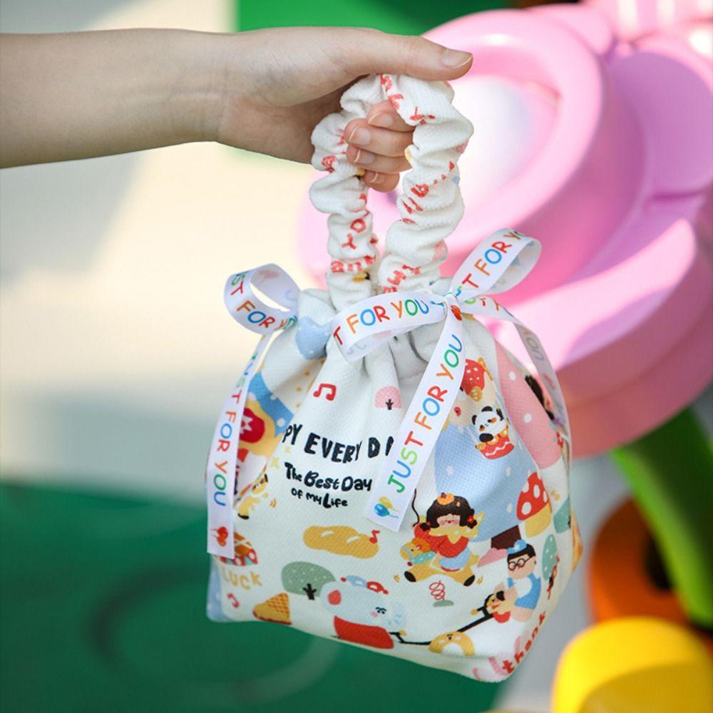 Handbag Wedding Candy Box Cartoon Birthday Empty Box Dustproof Drawstring Pouch Gift Bag S-Style A
Handbag Wedding Candy Box Cartoon Birthday Empty Box Dustproof Drawstring Pouch Gift Bag S-Style A