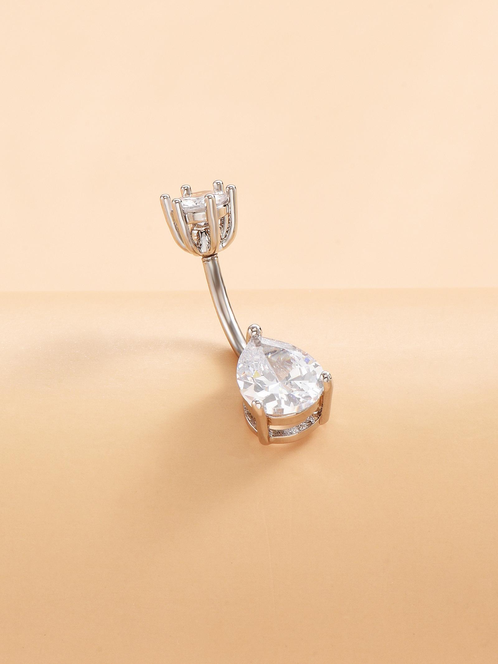 Double Head Round Four Claw Prong Set Cubic Zirconia Belly Button Ring Surgical Steel Body Piercing Jewelry for Women and Men One Size
Double Head Round Four Claw Prong Set Cubic Zirconia Belly Button Ring Surgical Steel Body Piercing Jewelry for Women and Men One Size