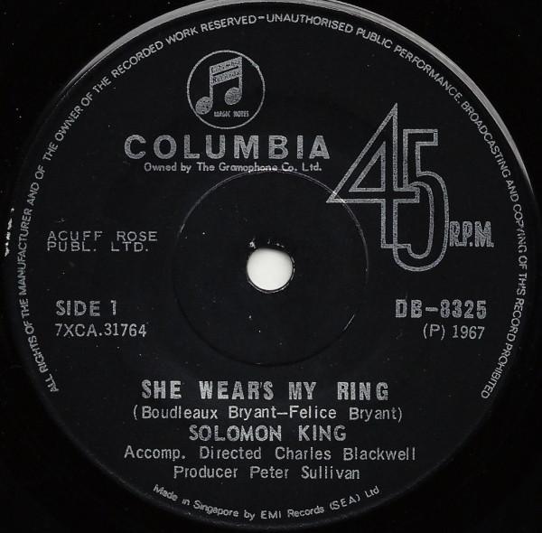 7-дюймовая пластинка SOLOMON KING She Wears My Ring DB8325 Columbia 1967 Сингапур Поп Б/у
7-дюймовая пластинка SOLOMON KING She Wears My Ring DB8325 Columbia 1967 Сингапур Поп Б/у