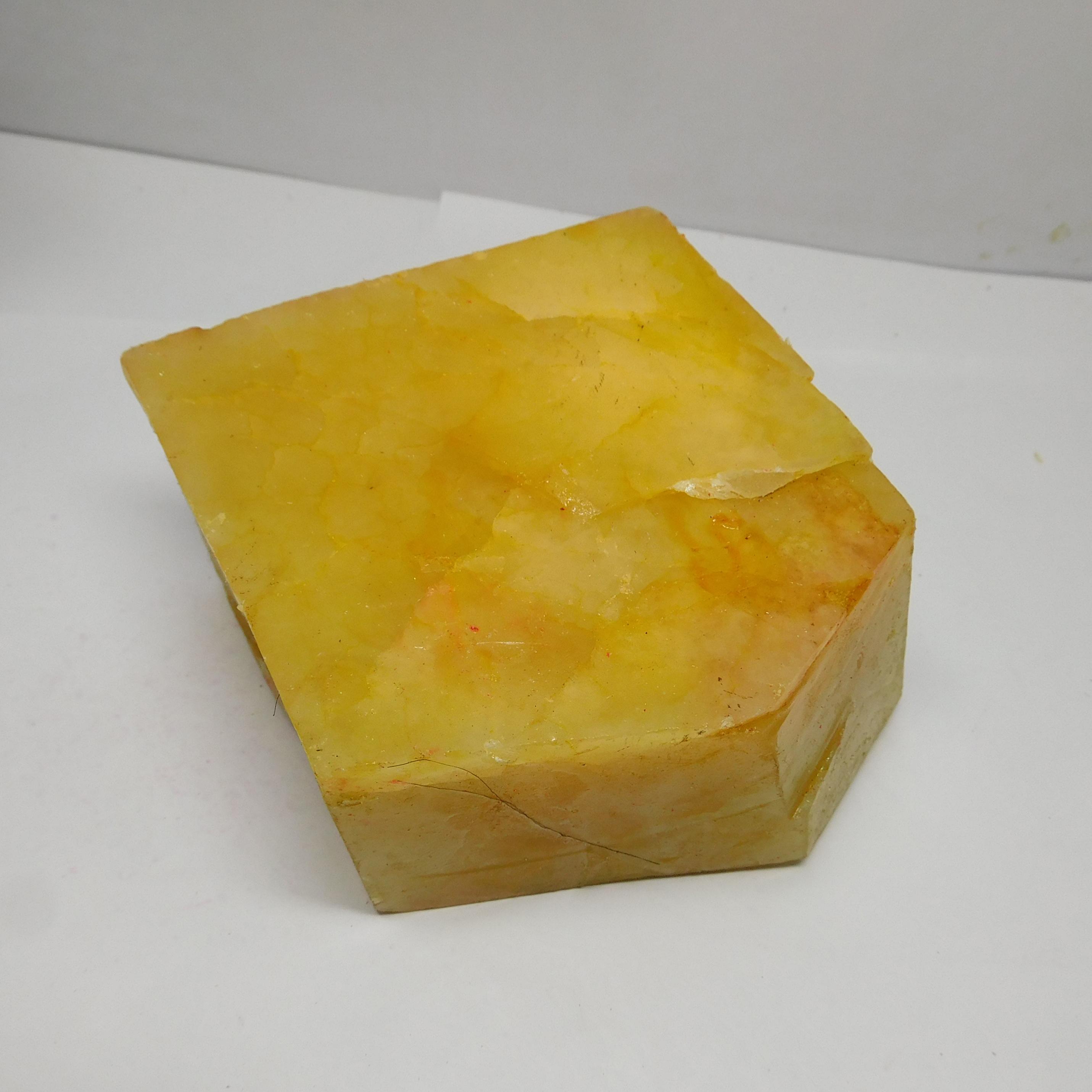 Dyed Yellow Sapphire 4348ct Rough Certified Loose Gemstone 87 mm approx жовтий
Dyed Yellow Sapphire 4348ct Rough Certified Loose Gemstone 87 mm approx жовтий