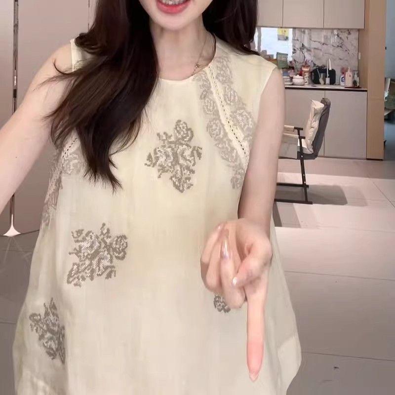 Women s Retro Sleeveless Apricot Embroidery Top - French Style, Round Neck, Loose Fit, Summer 2026 Collection. XL (115-130 jin) абрикосовий
Women s Retro Sleeveless Apricot Embroidery Top - French Style, Round Neck, Loose Fit, Summer 2026 Collection. XL (115-130 jin) абрикосовий