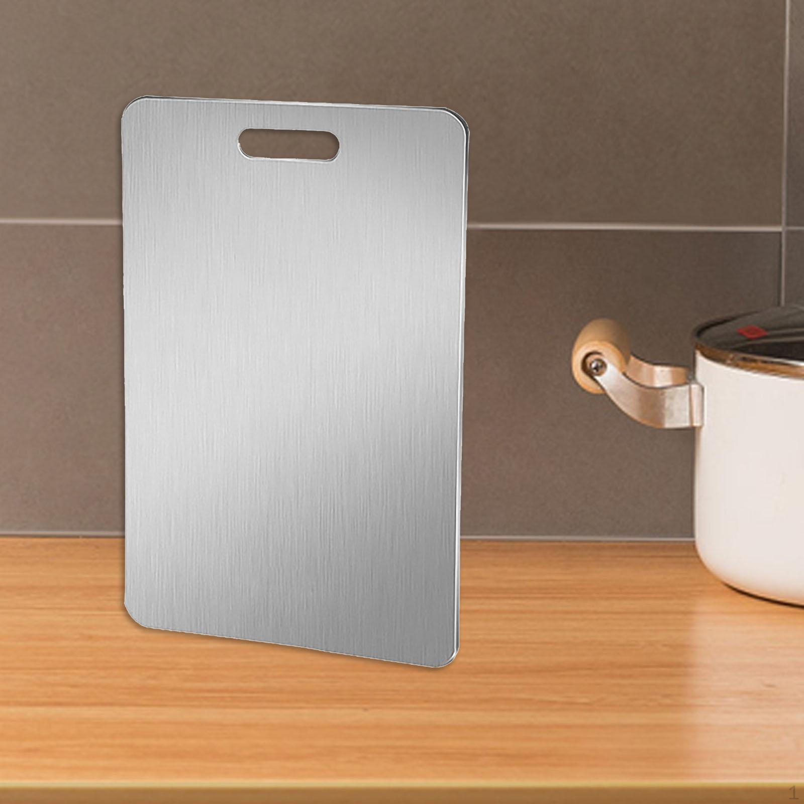 Деревянная разделочная доска для кухни Medium
Деревянная разделочная доска для кухни Medium