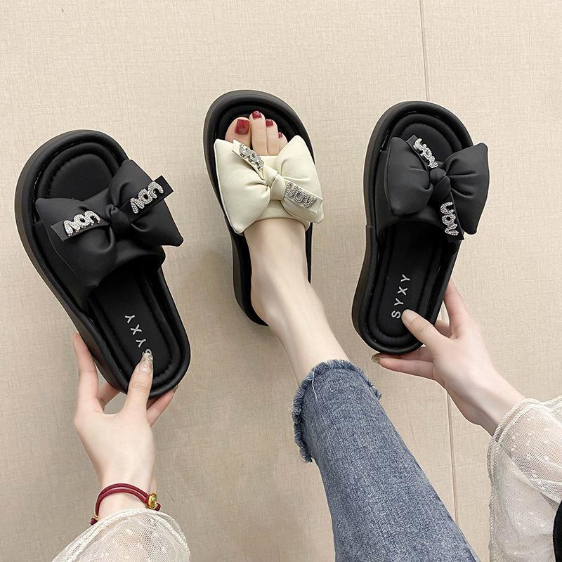 Flat-bottomed slippers women s summer new rhinestone bow word casual beach cool slippers 35
Flat-bottomed slippers women s summer new rhinestone bow word casual beach cool slippers 35