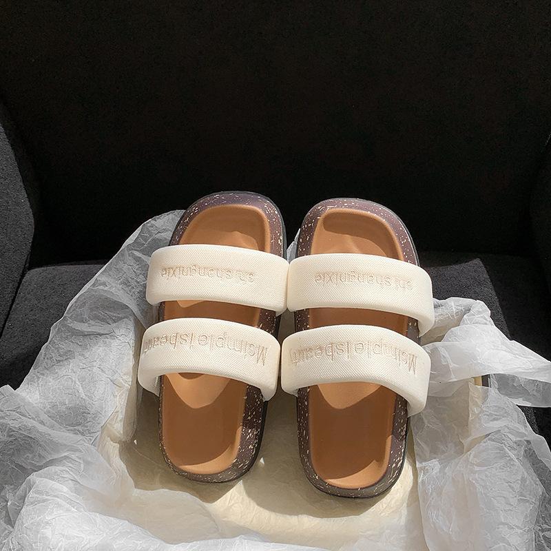 Пляжные шлепанцы на толстой подошве с надписью из одного слова 2025 лето новые уличные маффин буква крутые шлепанцы модные шлепанцы женские 40
Пляжные шлепанцы на толстой подошве с надписью из одного слова 2025 лето новые уличные маффин буква крутые шлепанцы модные шлепанцы женские 40