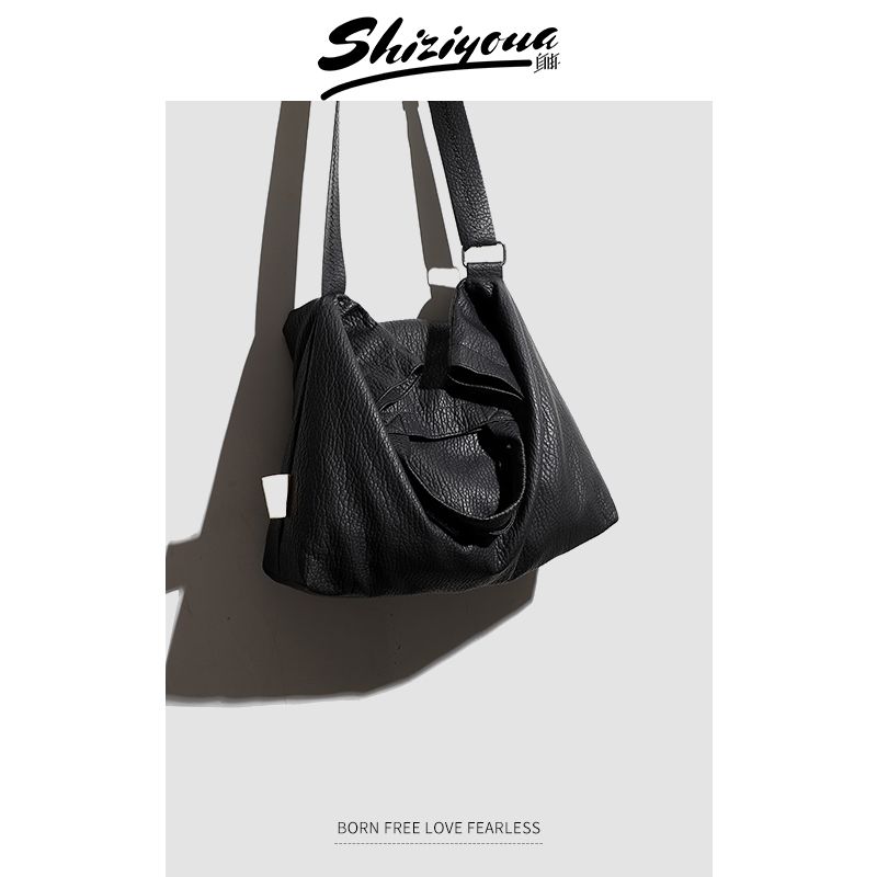 Soft Leather Special-Interest Design Work Clothing Trendy Brand Crossbody Bag Black
Soft Leather Special-Interest Design Work Clothing Trendy Brand Crossbody Bag Black