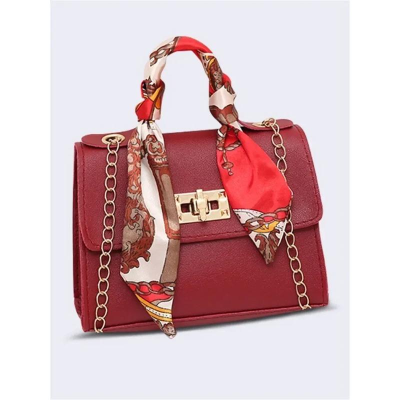 Новая модная квадратная сумка на одно плечо с тиснением и узором «ниша», с V-образным узором, с кисточками и замком-цепочкой вино красного
Новая модная квадратная сумка на одно плечо с тиснением и узором «ниша», с V-образным узором, с кисточками и замком-цепочкой вино красного