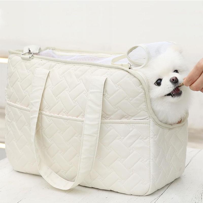 Trendy Pet Carrier Handheld Cat Bag - Single Shoulder Dog Crossbody with Head Opening for Outdoor Use 40.6x30.5x17.8 cm
Trendy Pet Carrier Handheld Cat Bag - Single Shoulder Dog Crossbody with Head Opening for Outdoor Use 40.6x30.5x17.8 cm