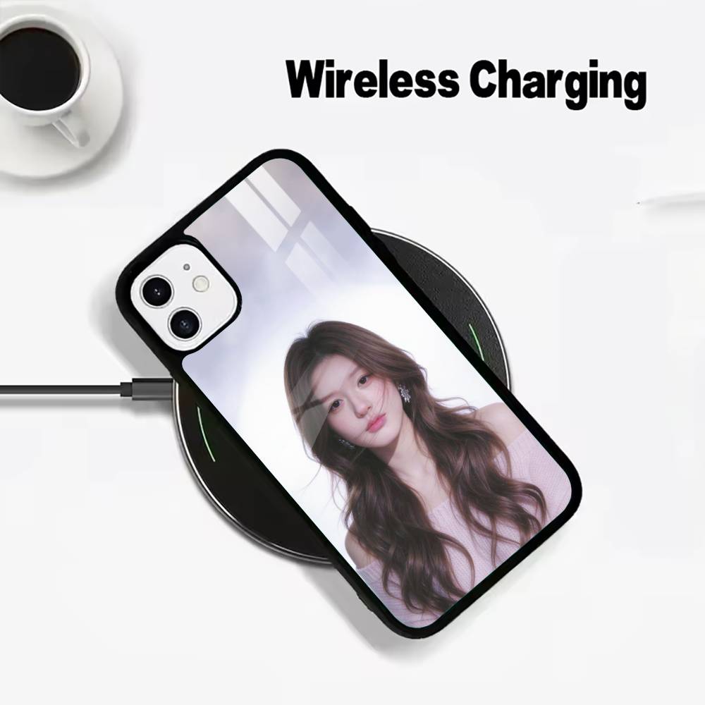 Чехол для телефона с изображением китайской актрисы Чжао Лусы Для IPhone17 16 15 14 13 12 11 Pro Max 16/15/14Plus Обложка для беспроводной зарядки Funda iPhone13
Чехол для телефона с изображением китайской актрисы Чжао Лусы Для IPhone17 16 15 14 13 12 11 Pro Max 16/15/14Plus Обложка для беспроводной зарядки Funda iPhone13