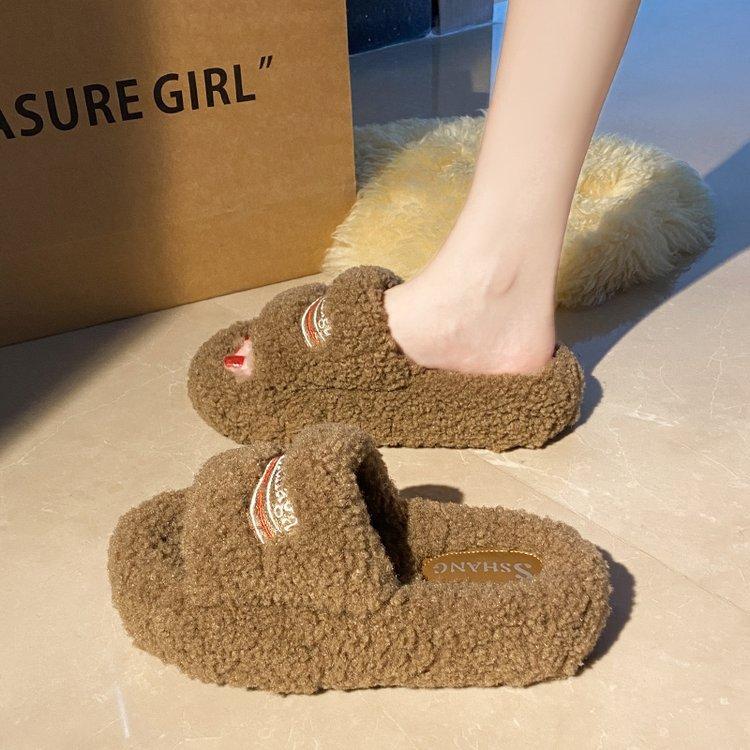 Mao Mao slippers women s outer wear 2024 autumn and winter new indoor home flat bottom fish mouth plush cotton slippers women 40 коричневий
Mao Mao slippers women s outer wear 2024 autumn and winter new indoor home flat bottom fish mouth plush cotton slippers women 40 коричневий