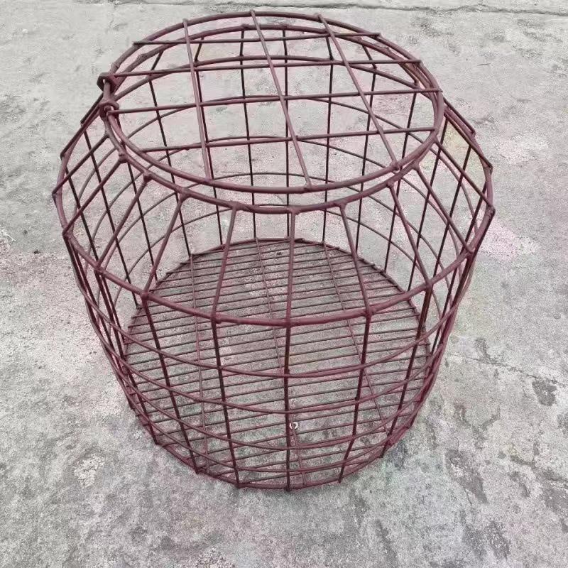 Small Piglet Transport Cage for Pig Farms and Rearing
Small Piglet Transport Cage for Pig Farms and Rearing