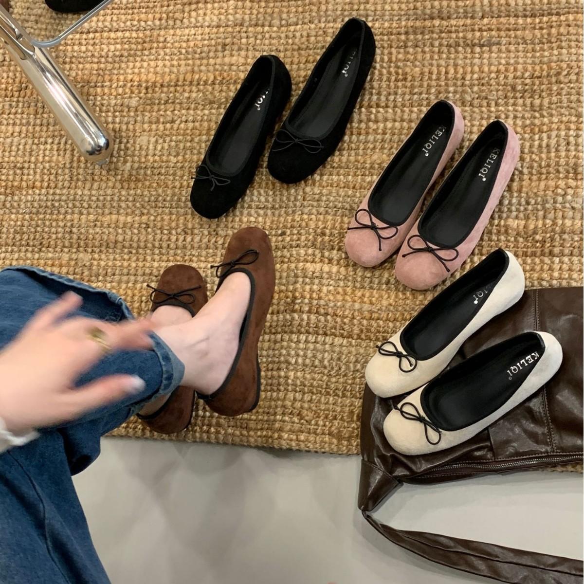 2025 новая осенняя замшевая обувь с круглым носком, внешним наклонным каблуком, замшевым словом, универсальная нишевая, вечерний бриз, с мелким вырезом, женские туфли-лодочки 39 розовый