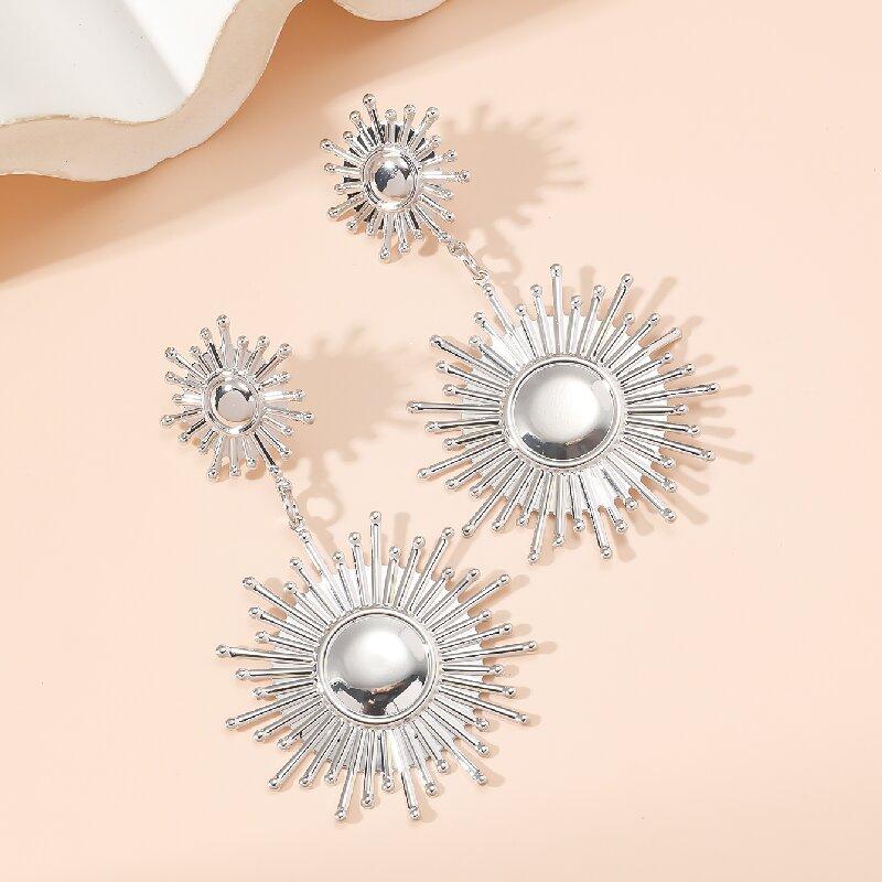 Sunflower Long Dangle Earrings for Women Metal Statement Earrings Edgy Instagram Style European Jewelry золотой
Sunflower Long Dangle Earrings for Women Metal Statement Earrings Edgy Instagram Style European Jewelry золотой