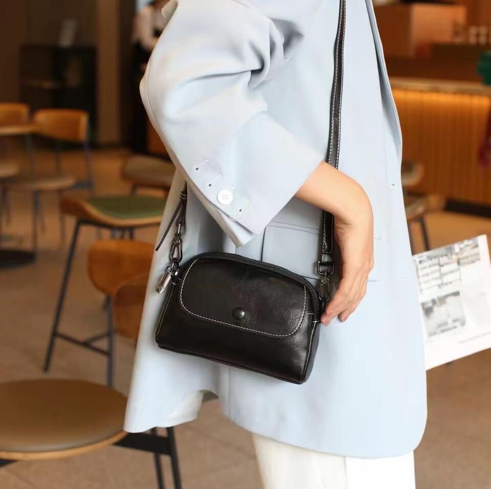mini small genuine leather vintage bag Crossbody Bag luxury mobile phe shoulder bag women mobile bag for women 19x8x14cm чёрный
mini small genuine leather vintage bag Crossbody Bag luxury mobile phe shoulder bag women mobile bag for women 19x8x14cm чёрный