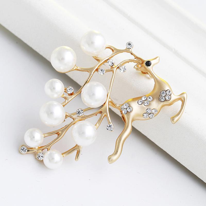 Retro Alloy Brooch High-End Light Luxury Clothing Accessories High-End Pin Jewelry Corsage
Retro Alloy Brooch High-End Light Luxury Clothing Accessories High-End Pin Jewelry Corsage