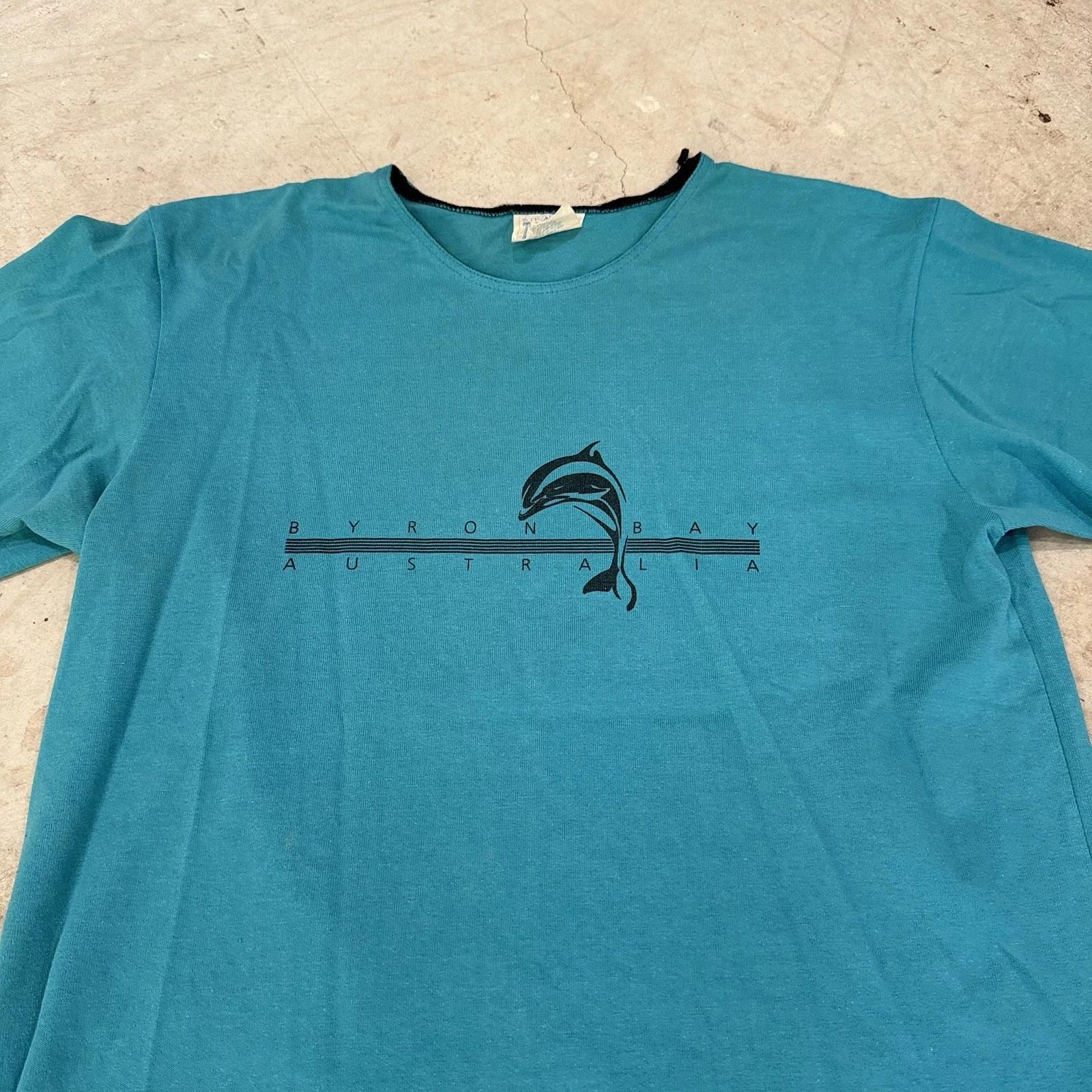 Vintage 80s Dolphin Graphic Tee T-Shirt Teal Size M/L Single Stitch Australia S
Vintage 80s Dolphin Graphic Tee T-Shirt Teal Size M/L Single Stitch Australia S
