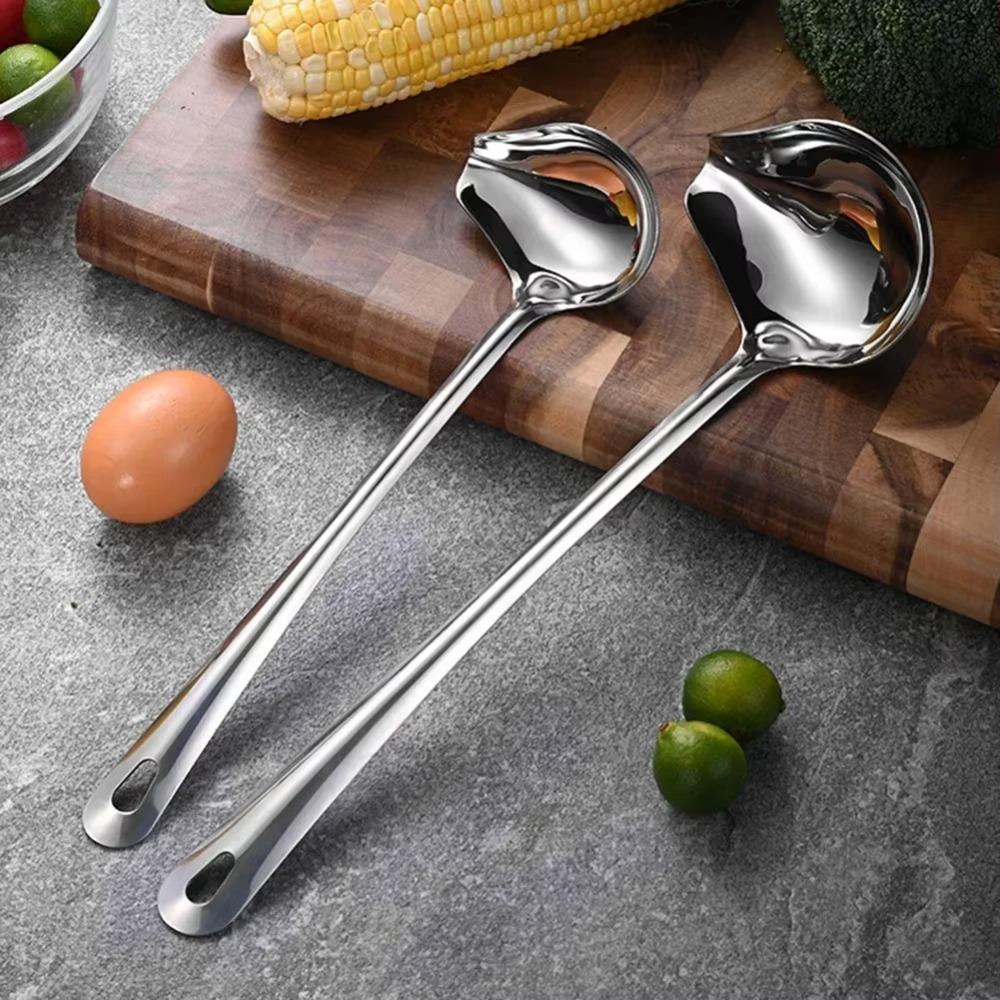 with Spout Gravy Ladle Stainless Steel Soup Dipper Oil Spoon Sauce Spoon Restaurant S
with Spout Gravy Ladle Stainless Steel Soup Dipper Oil Spoon Sauce Spoon Restaurant S