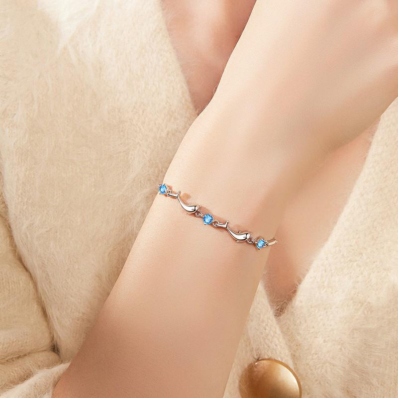 Valentine s Day Silver Dolphin Ferris Wheel Bracelet: European & American Style, Women s Geometric Niche Design, Slimming Chain. 925 Silver
Valentine s Day Silver Dolphin Ferris Wheel Bracelet: European & American Style, Women s Geometric Niche Design, Slimming Chain. 925 Silver
