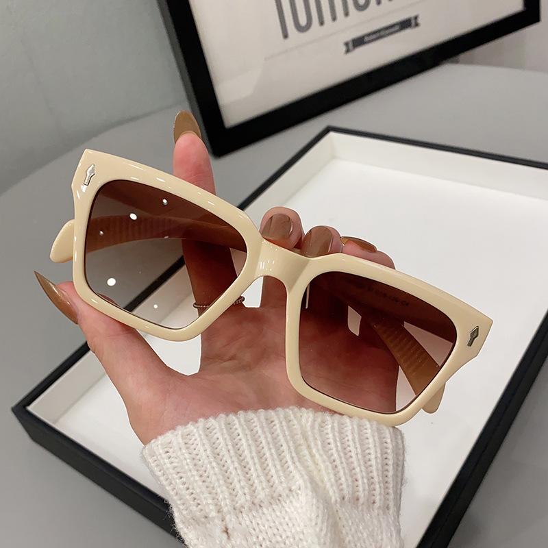 JYL TS Pilot Sunglasses Unisex UV Protection Fashion 97152 A-8220 фуксія рожевого кольору
JYL TS Pilot Sunglasses Unisex UV Protection Fashion 97152 A-8220 фуксія рожевого кольору
