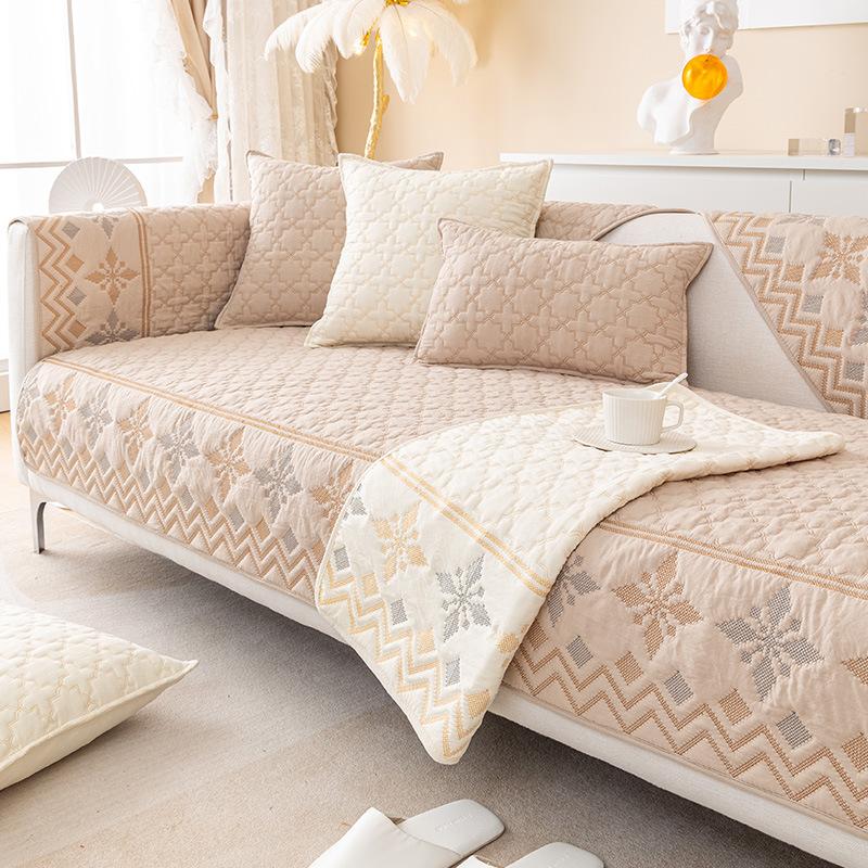 Sofa Cushion Four Seasons General Fabrics Leather Non-Slip Thickened Cushion Simple Modern Autumn and Winter Ins Style 70*70cm
Sofa Cushion Four Seasons General Fabrics Leather Non-Slip Thickened Cushion Simple Modern Autumn and Winter Ins Style 70*70cm