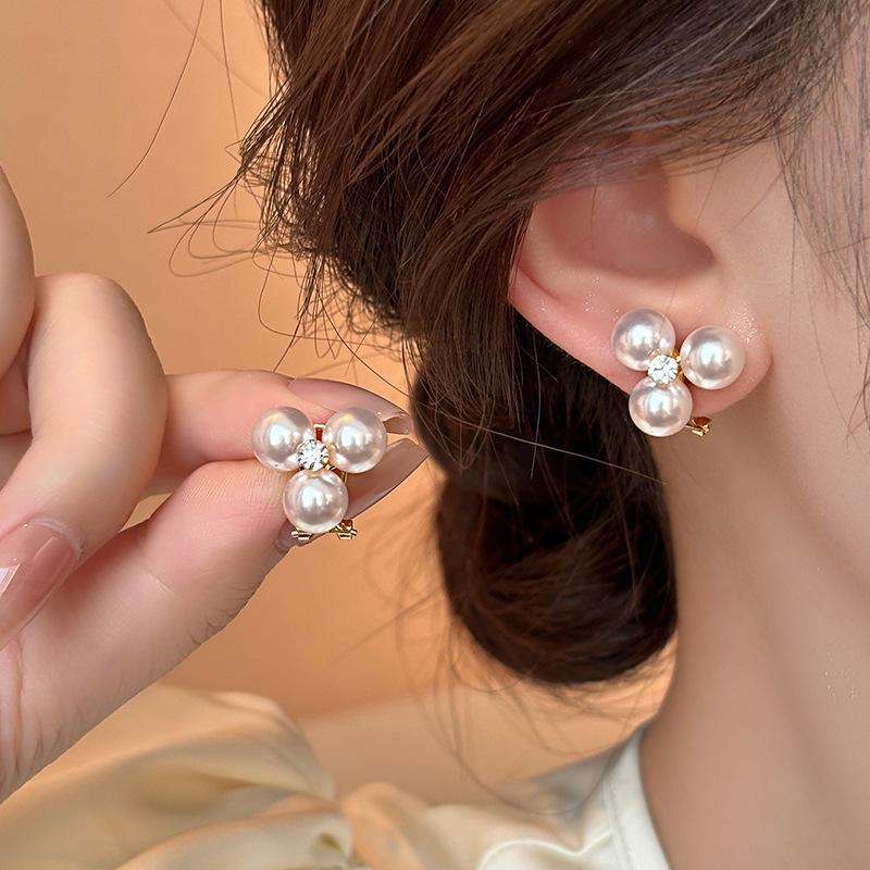 S925 Silver Pearl & Zircon Earrings: Unique, Versatile, and Elegant Design for Women A1689 золотой
S925 Silver Pearl & Zircon Earrings: Unique, Versatile, and Elegant Design for Women A1689 золотой