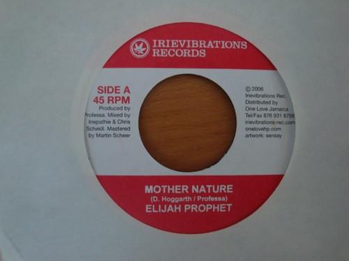 7inch Record ELIJAH PROPHET / IBK TRIBE - Mother Nature / Real Bashment NONE Irievibrations 2006 Jamaica Reggae, Ska & Dub Used
7inch Record ELIJAH PROPHET / IBK TRIBE - Mother Nature / Real Bashment NONE Irievibrations 2006 Jamaica Reggae, Ska & Dub Used